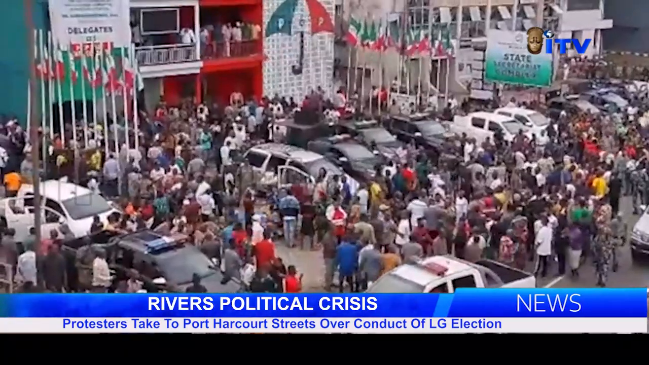  RIVERS POLITICAL CRISIS_ Protesters Take To Port Harcourt Streets Over Conduct Of LG Election.